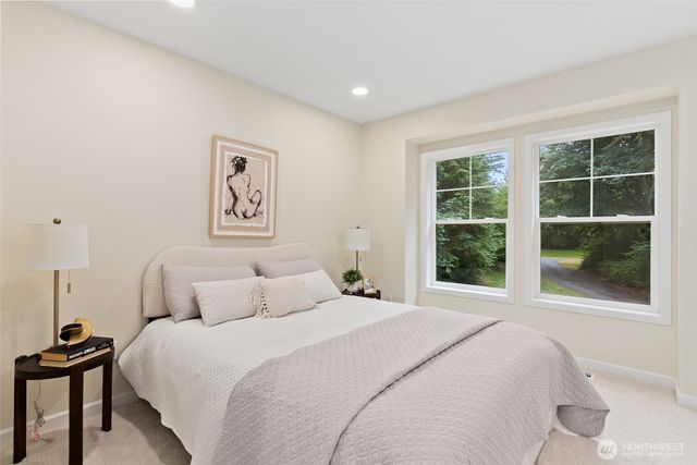 24984 SE 367th Way, Enumclaw, WA 98022