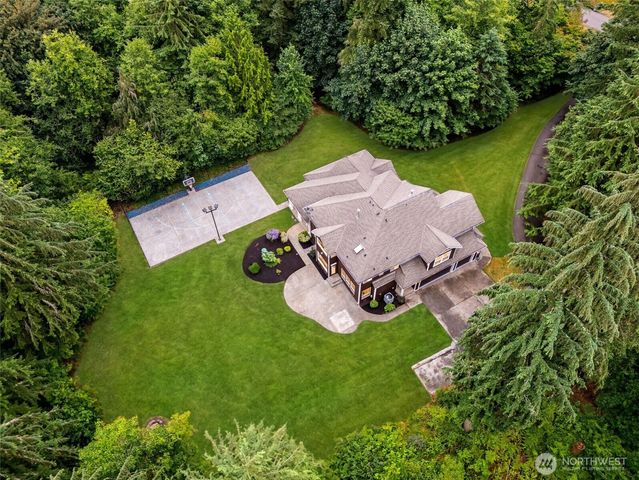 24984 SE 367th Way, Enumclaw, WA 98022