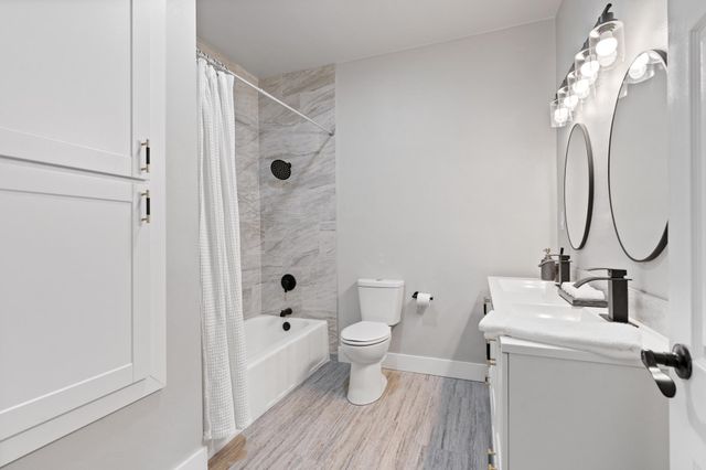 8102 E Valleyway Ave, Spokane Valley, WA 99212