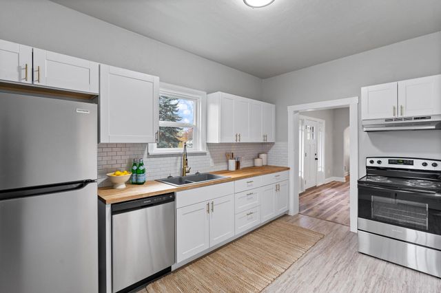 8102 E Valleyway Ave, Spokane Valley, WA 99212