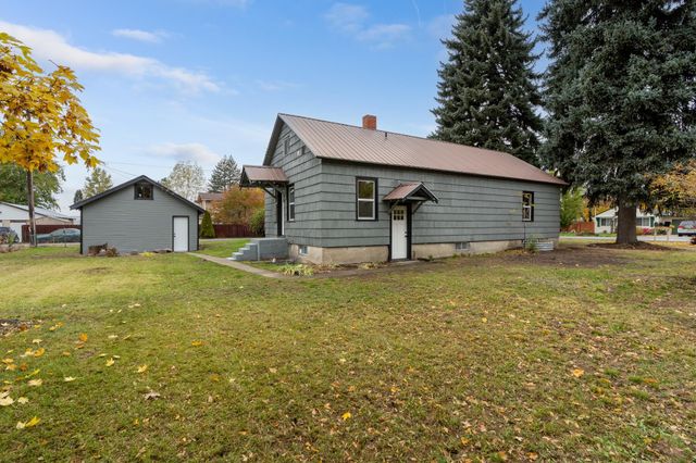 8102 E Valleyway Ave, Spokane Valley, WA 99212