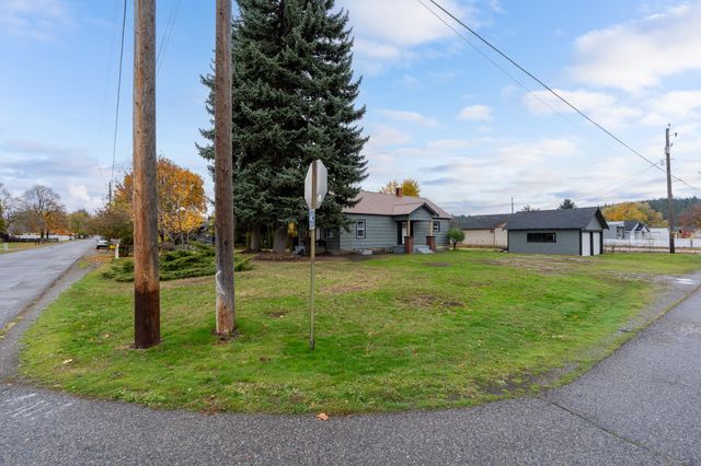 8102 E Valleyway Ave, Spokane Valley, WA 99212