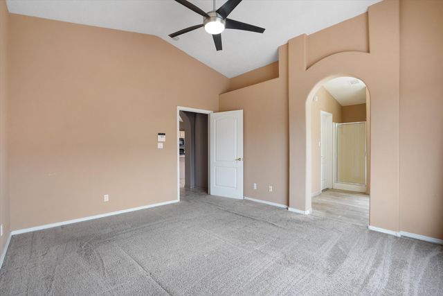 7701 Kentwood Avenue NW, Albuquerque, NM 87114