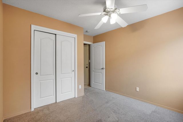 7701 Kentwood Avenue NW, Albuquerque, NM 87114