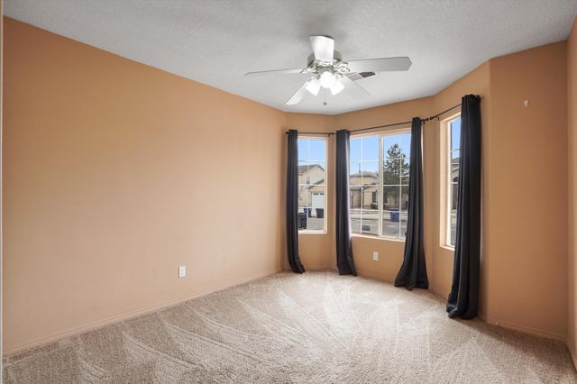 7701 Kentwood Avenue NW, Albuquerque, NM 87114