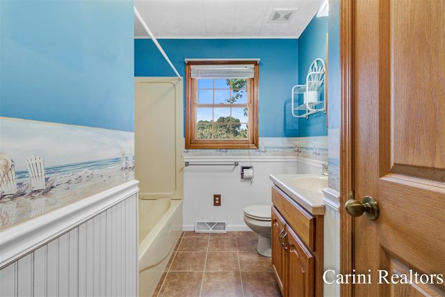 2898 Linwood Road, Manistee, MI 49660