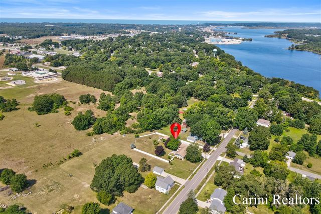 2898 Linwood Road, Manistee, MI 49660