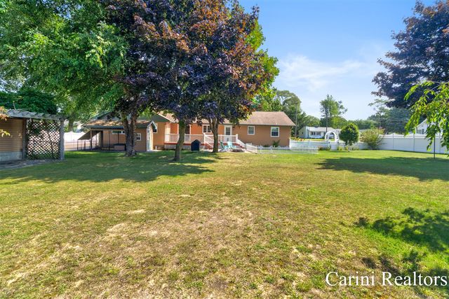 2898 Linwood Road, Manistee, MI 49660