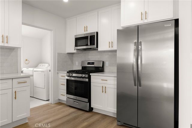 8759 Snowden Ave., Arleta, CA 91331