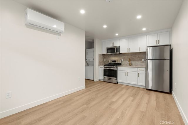 8759 Snowden Ave., Arleta, CA 91331