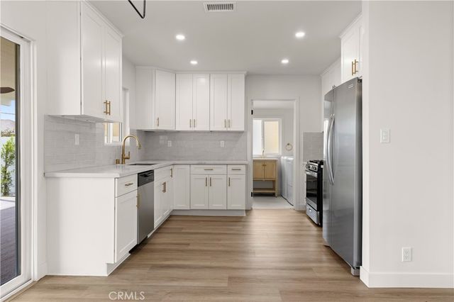 8759 Snowden Ave., Arleta, CA 91331