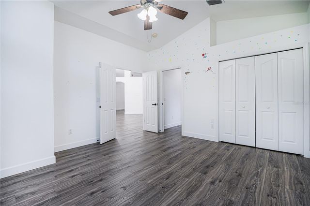 6120 CEZANNE AVENUE, Lutz, FL 33558