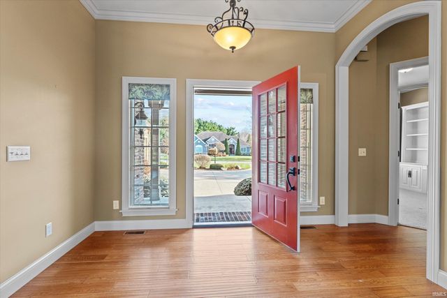 51625 Meadow Pointe Court, Granger, IN 46530