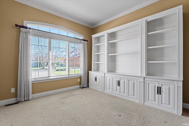 51625 Meadow Pointe Court, Granger, IN 46530