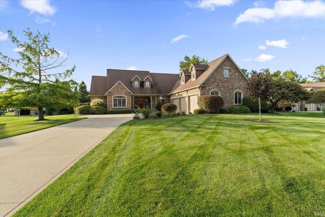 51625 Meadow Pointe Court, Granger, IN 46530