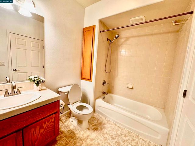 3275 Dublin Blvd 304, Dublin, CA 94568