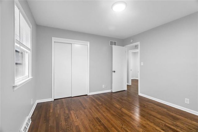 819 S Main Street, Liberty, MO 64068