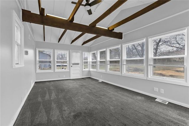 819 S Main Street, Liberty, MO 64068