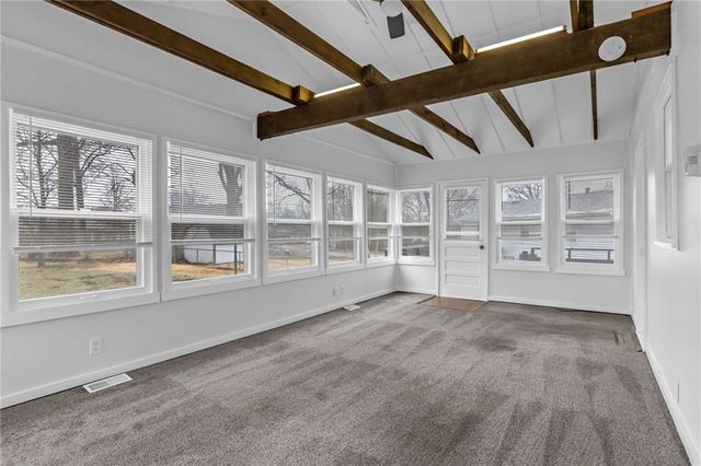 819 S Main Street, Liberty, MO 64068