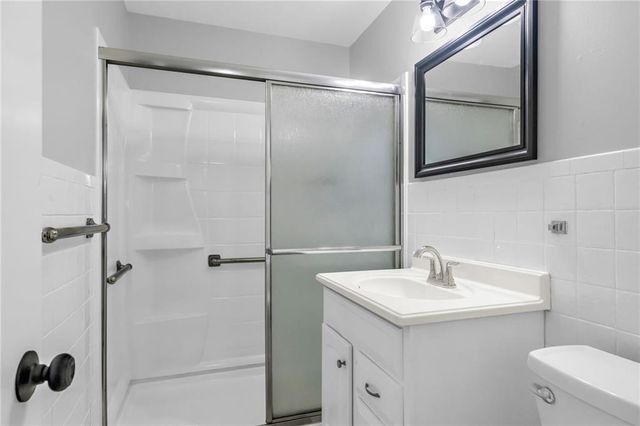 819 S Main Street, Liberty, MO 64068