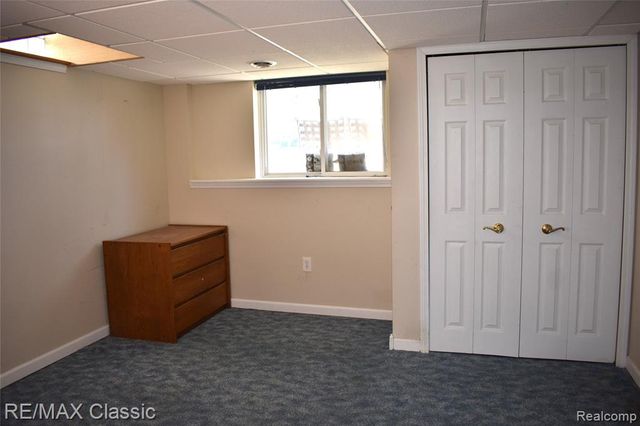 201 Columbia Drive, South Lyon, MI 48178