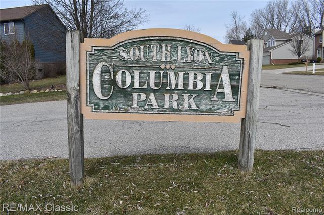 201 Columbia Drive, South Lyon, MI 48178