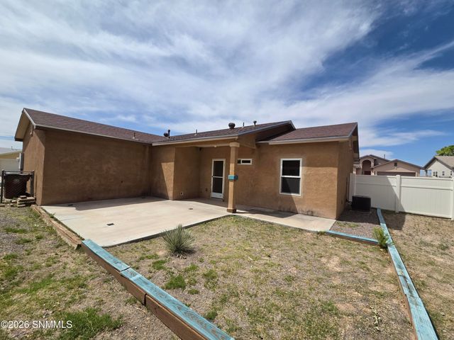 4001 Jewel Court, Las Cruces, NM 88012