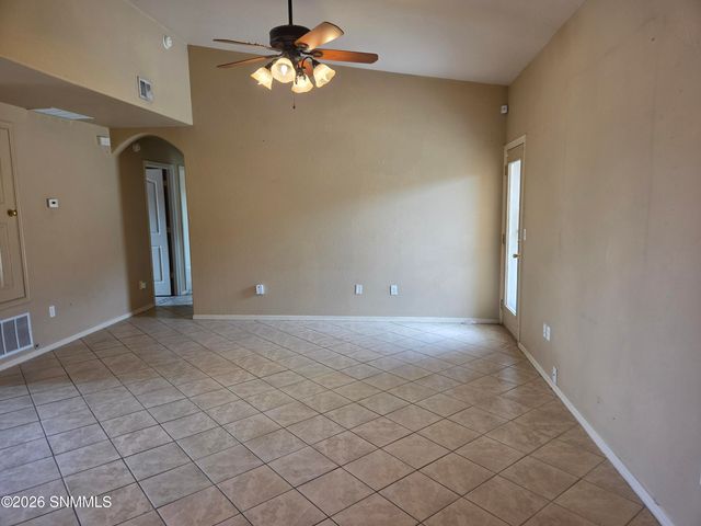 4001 Jewel Court, Las Cruces, NM 88012