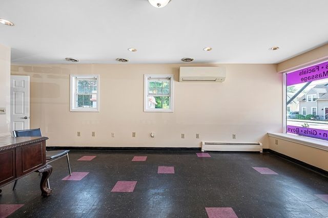 188 Auburn St, Auburn, MA 01501
