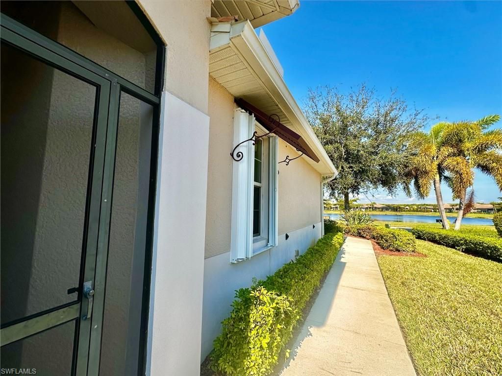 10726 Cetrella DR, FORT MYERS, FL 33913 — photo 2