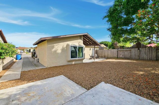 1409 Temple Heights Drive, Oceanside, CA 92056