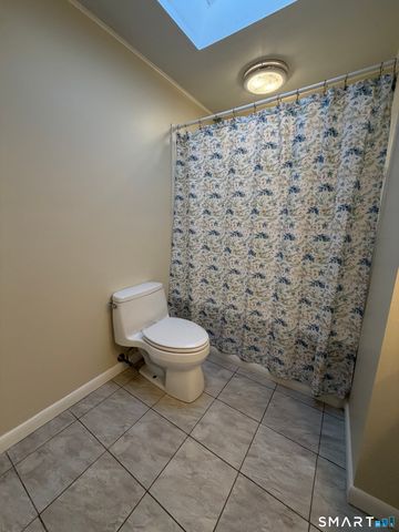 19 Evergreen Drive, Clinton, CT 06413