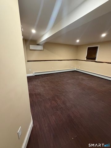 19 Evergreen Drive, Clinton, CT 06413