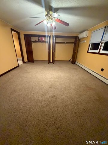 19 Evergreen Drive, Clinton, CT 06413