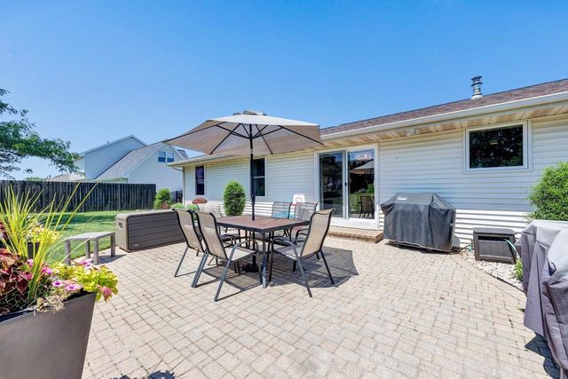 3766 SANDPIPER WAY, Green Bay, WI 54311