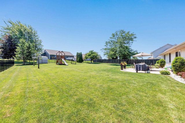 3766 SANDPIPER WAY, Green Bay, WI 54311
