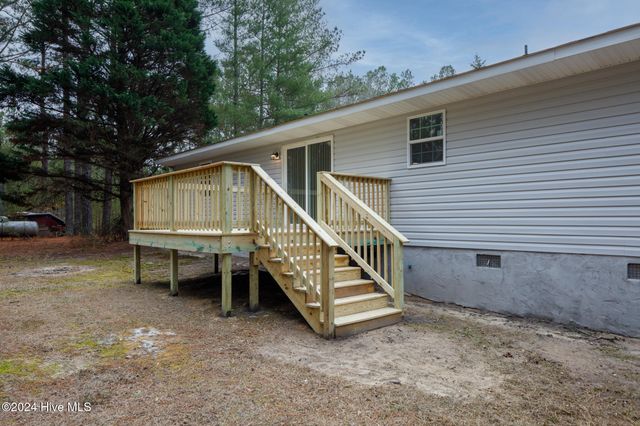 212 Tram Road, West End, NC 27376