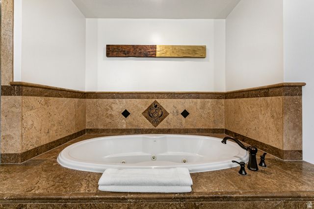 3551 N ESCALA CT #313, Park City, UT 84098