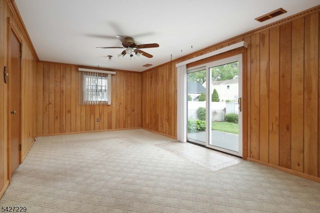76 Harrison St, Clark Twp., NJ 07066