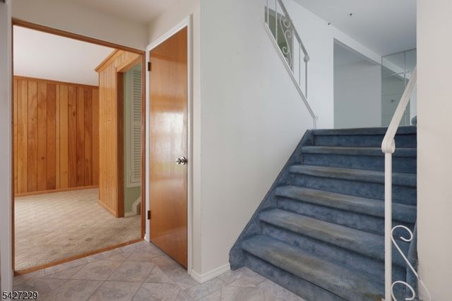 76 Harrison St, Clark Twp., NJ 07066