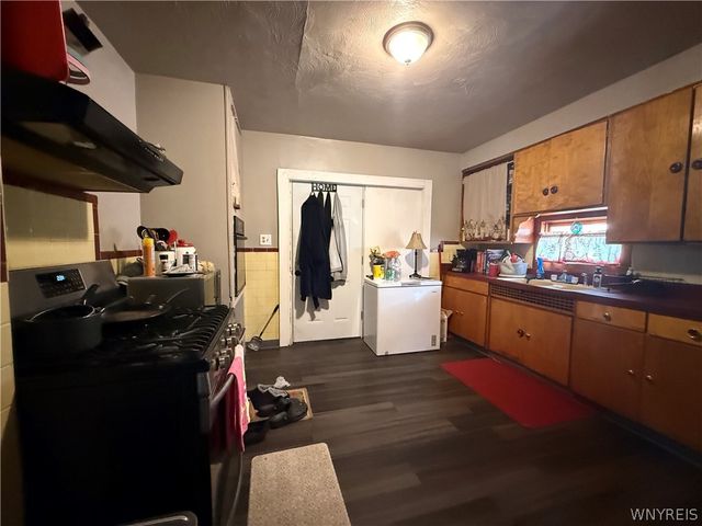 179 Weaver Street, Buffalo, NY 14206
