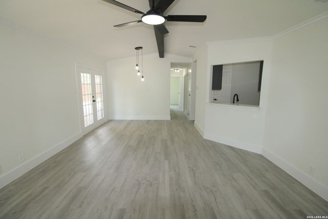 10002 BIRCH FIELD DR, San Antonio, TX 78245