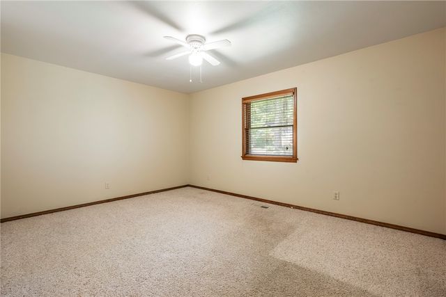 35 Fenchurch Drive, Bella Vista, AR 72715