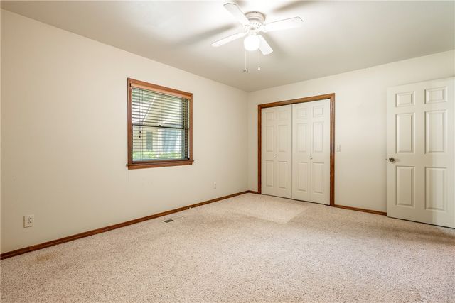 35 Fenchurch Drive, Bella Vista, AR 72715