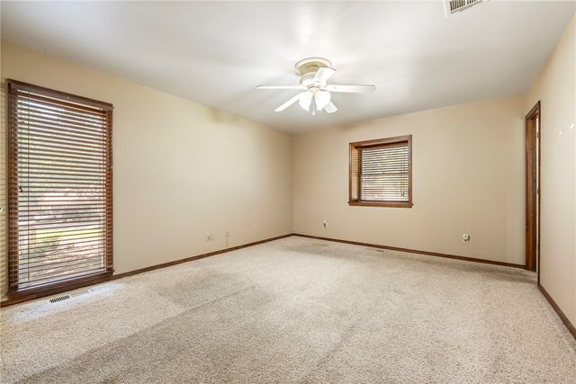 35 Fenchurch Drive, Bella Vista, AR 72715