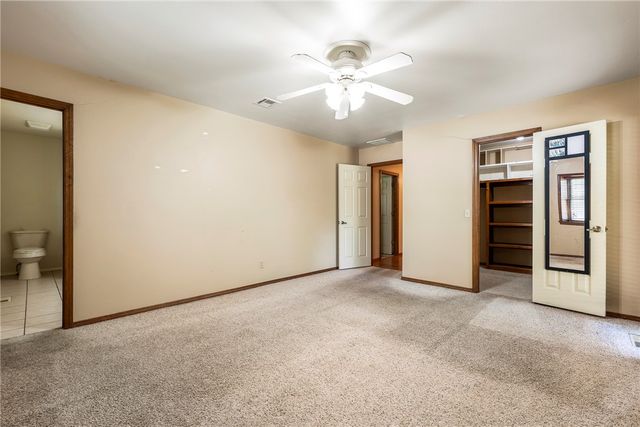 35 Fenchurch Drive, Bella Vista, AR 72715