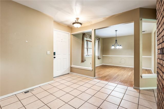 35 Fenchurch Drive, Bella Vista, AR 72715