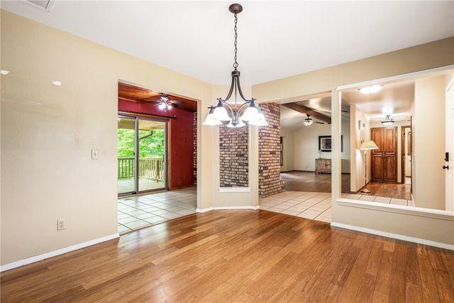 35 Fenchurch Drive, Bella Vista, AR 72715