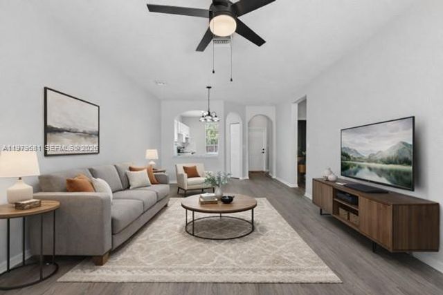 751 SE 2nd St, Homestead, FL 33030