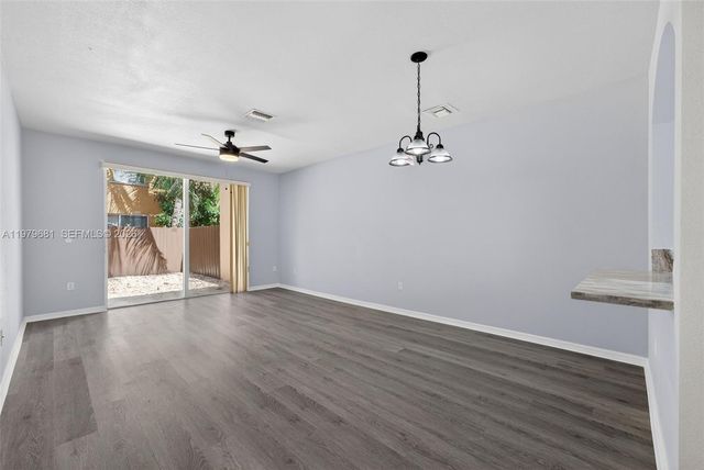 751 SE 2nd St, Homestead, FL 33030